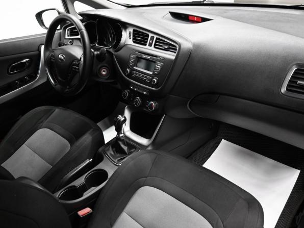 Kia Ceed II с пробегом 2015 года, цена 923 000 рублей, 187243 км, хэтчбек, Автокод Объявления