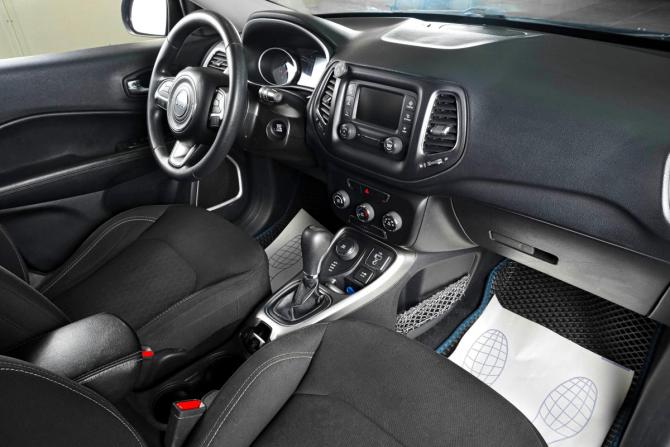 Jeep Compass II с пробегом 2018 года, цена 2 159 000 рублей, 117000 км, внедорожник, Автокод Объявления