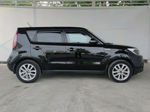 Kia Soul II Рестайлинг с пробегом 2018 года, цена 1 650 000 рублей, 111712 км, хэтчбек, Автокод Объявления