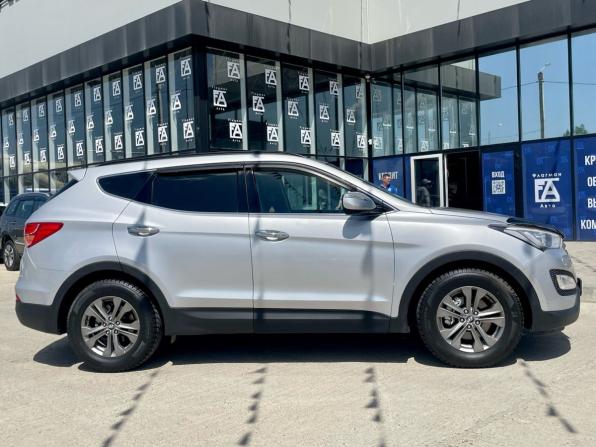 Hyundai Santa Fe III с пробегом 2012 года, цена 1 700 000 рублей, 156317 км, внедорожник, Автокод Объявления