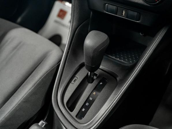 Toyota Yaris IV с пробегом 2020 года, цена 1 075 000 рублей, 56689 км, хэтчбек, Автокод Объявления