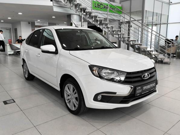Lada (ВАЗ) Granta I Рестайлинг с пробегом 2021 года, цена 830 000 рублей, 64005 км, хэтчбек, Автокод Объявления