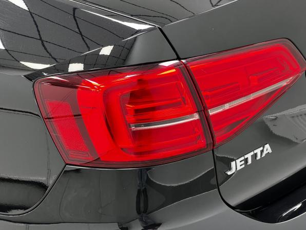 Volkswagen Jetta VI Рестайлинг с пробегом 2016 года, цена 1 250 000 рублей, 182000 км, седан, Автокод Объявления