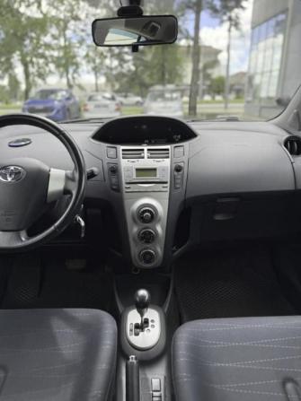 Toyota Yaris II с пробегом 2007 года, цена 620 000 рублей, 119300 км, хэтчбек, Автокод Объявления