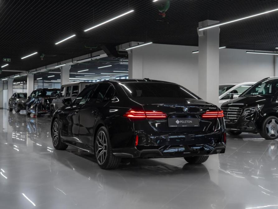 BMW 5 серии VIII (G60/G61/G68) Москва  - изображение 4