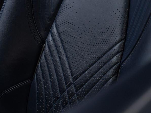 Aston Martin DBX I с пробегом 2021 года, цена 14 950 000 рублей, 17739 км, внедорожник, Автокод Объявления