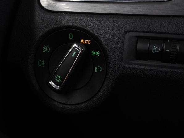 Skoda Rapid I Рестайлинг с пробегом 2019 года, цена 1 799 000 рублей, 54639 км, лифтбек, Автокод Объявления