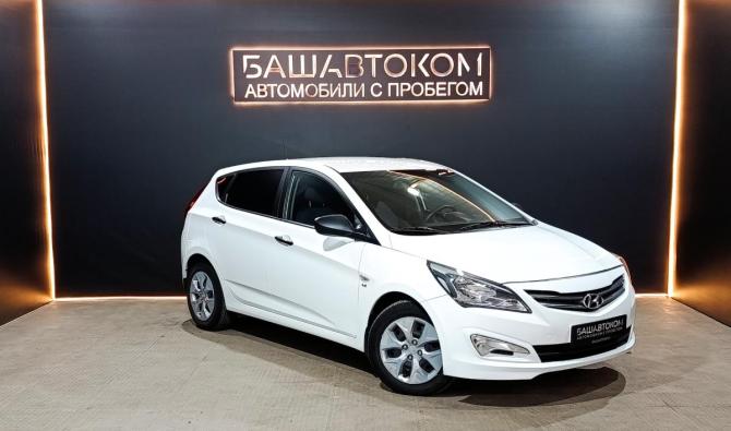 Hyundai Solaris I Рестайлинг с пробегом 2016 года, цена 895 000 рублей, 154751 км, хэтчбек, Автокод Объявления