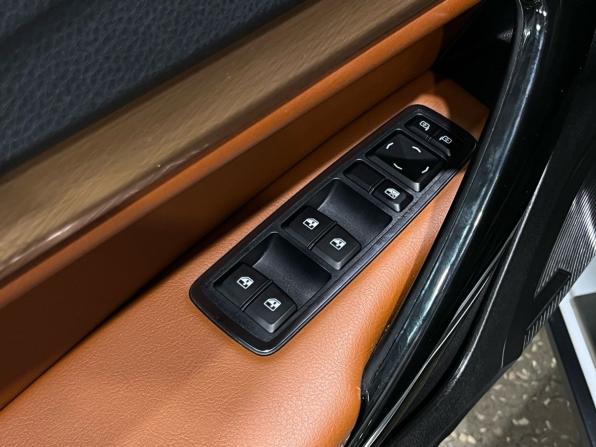 Lada (ВАЗ) Vesta I Рестайлинг (NG) с пробегом 2024 года, цена 1 377 000 рублей, 31095 км, универсал, Автокод Объявления