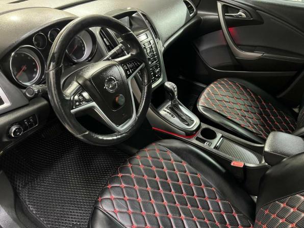 Opel Astra J Рестайлинг с пробегом 2013 года, цена 719 724 рубля, 141432 км, хэтчбек, Автокод Объявления
