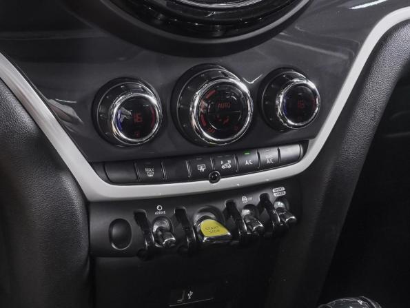 Mini Countryman II с пробегом 2019 года, цена 2 310 000 рублей, 157536 км, внедорожник, Автокод Объявления