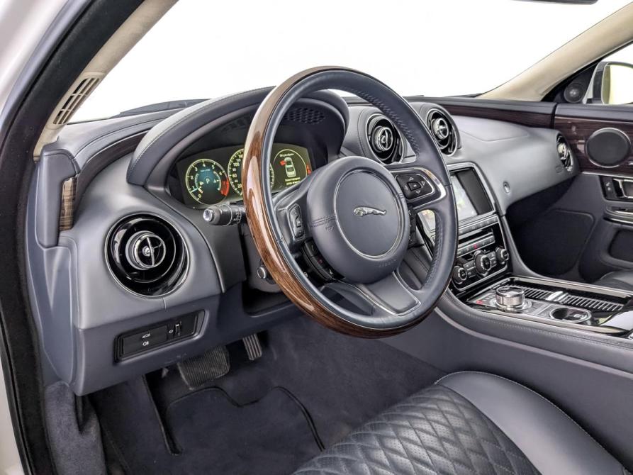 Jaguar XJ IV (X351) Рестайлинг Москва  - изображение 16