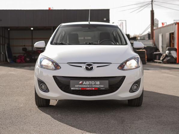 Mazda 2 II Рестайлинг (DE2) с пробегом 2011 года, цена 799 000 рублей, 90700 км, хэтчбек, Автокод Объявления