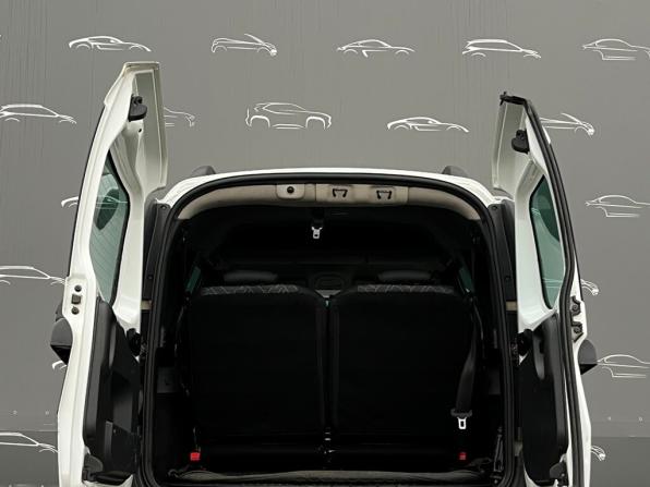 Lada (ВАЗ) Largus I с пробегом 2019 года, цена 889 800 рублей, 135005 км, универсал, Автокод Объявления