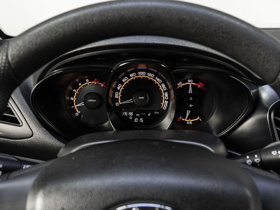 Lada (ВАЗ) Vesta I Тюмень  - изображение 22