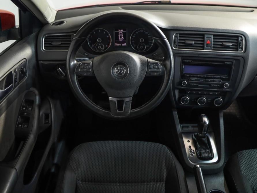Volkswagen Jetta VI Санкт-Петербург  - изображение 10