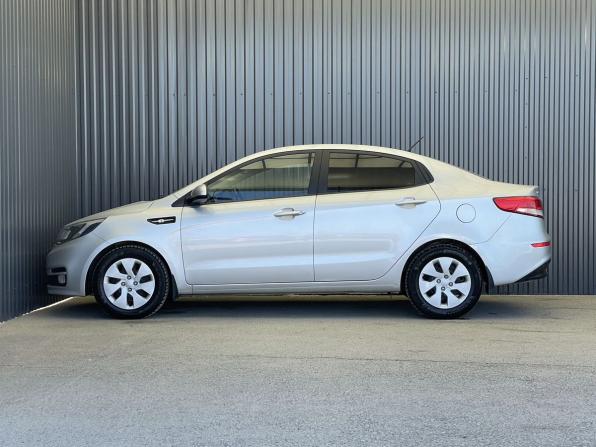 Kia Rio III Рестайлинг с пробегом 2016 года, цена 952 000 рублей, 108998 км, седан, Автокод Объявления