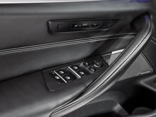 BMW 5 серии VII (G30/G31/G38) с пробегом 2017 года, цена 4 200 000 рублей, 131463 км, седан, Автокод Объявления