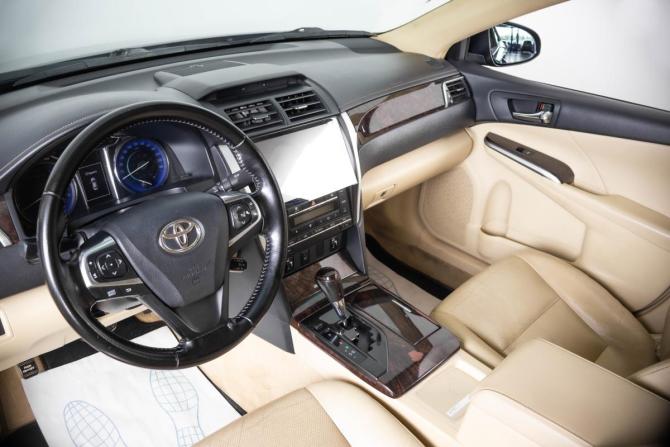 Toyota Camry VII (XV50) Рестайлинг с пробегом 2015 года, цена 1 949 000 рублей, 236835 км, седан, Автокод Объявления