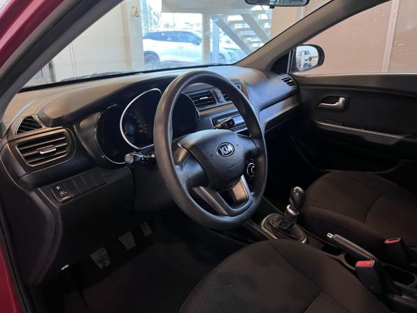 Kia Rio III с пробегом 2013 года, цена 799 000 рублей, 131524 км, седан, Автокод Объявления