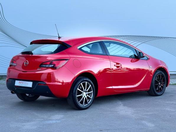 Opel Astra J Рестайлинг с пробегом 2013 года, цена 849 000 рублей, 110964 км, хэтчбек, Автокод Объявления