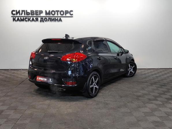 Kia Ceed II Рестайлинг с пробегом 2018 года, цена 1 299 000 рублей, 125115 км, хэтчбек, Автокод Объявления