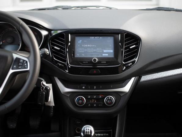 Lada (ВАЗ) Vesta I с пробегом 2018 года, цена 1 170 000 рублей, 66348 км, универсал, Автокод Объявления