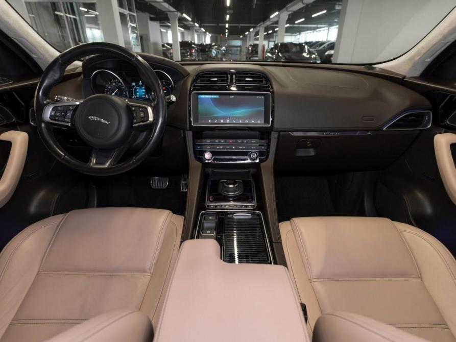 Jaguar F-Pace I Москва  - изображение 8