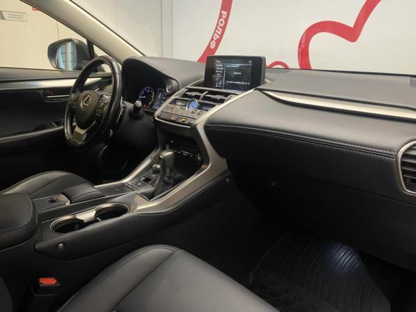 Lexus NX I Рестайлинг с пробегом 2018 года, цена 3 250 000 рублей, 68050 км, внедорожник, Автокод Объявления