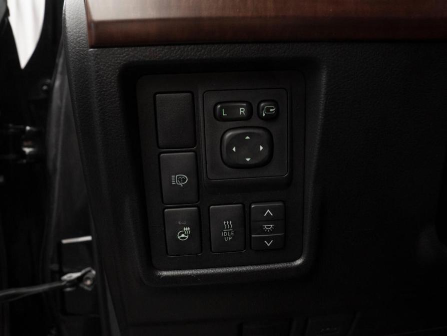 Toyota Land Cruiser Prado 150 Series Рестайлинг 1 Москва  - изображение 17