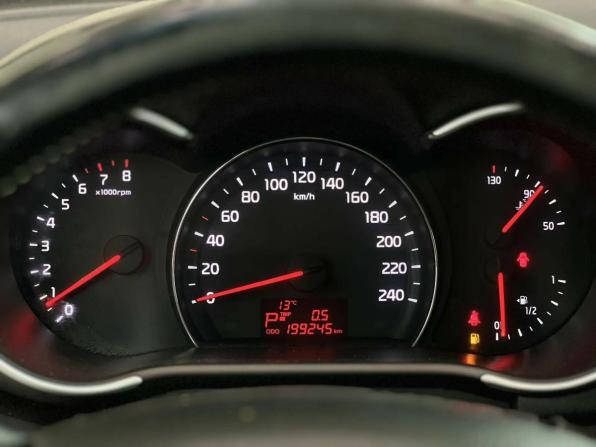 Kia Sorento II Рестайлинг с пробегом 2017 года, цена 1 795 000 рублей, 199245 км, внедорожник, Автокод Объявления