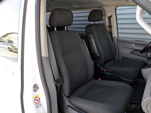 Volkswagen Caravelle T6 Рестайлинг с пробегом 2020 года, цена 3 950 000 рублей, 110732 км, минивэн, Автокод Объявления