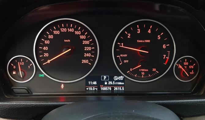 BMW 3 серии VI (F3x) Рестайлинг с пробегом 2017 года, цена 2 090 000 рублей, 168574 км, седан, Автокод Объявления