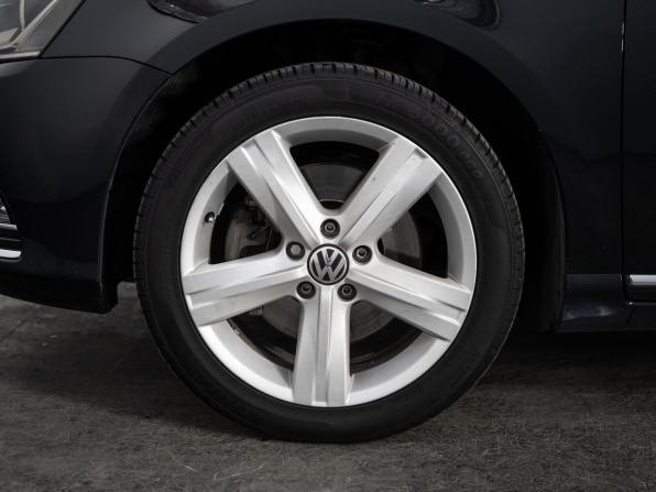 Volkswagen Passat B7 с пробегом 2011 года, цена 1 190 000 рублей, 175534 км, универсал, Автокод Объявления