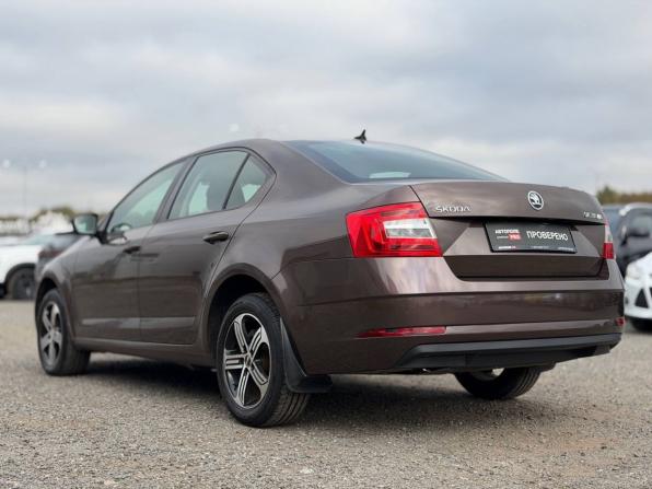 Skoda Octavia III (A7) Рестайлинг с пробегом 2018 года, цена 1 425 000 рублей, 144605 км, лифтбек, Автокод Объявления