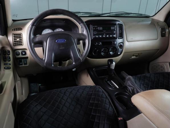 Ford Escape I Рестайлинг с пробегом 2005 года, цена 589 000 рублей, 206993 км, внедорожник, Автокод Объявления