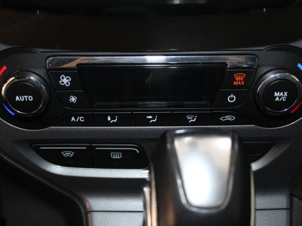 Ford Focus III с пробегом 2012 года, цена 789 900 рублей, 217727 км, хэтчбек, Автокод Объявления