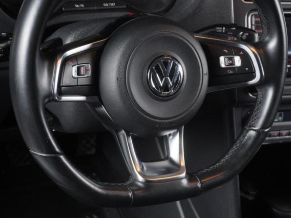 Volkswagen Polo V Рестайлинг с пробегом 2019 года, цена 1 539 000 рублей, 69225 км, седан, Автокод Объявления