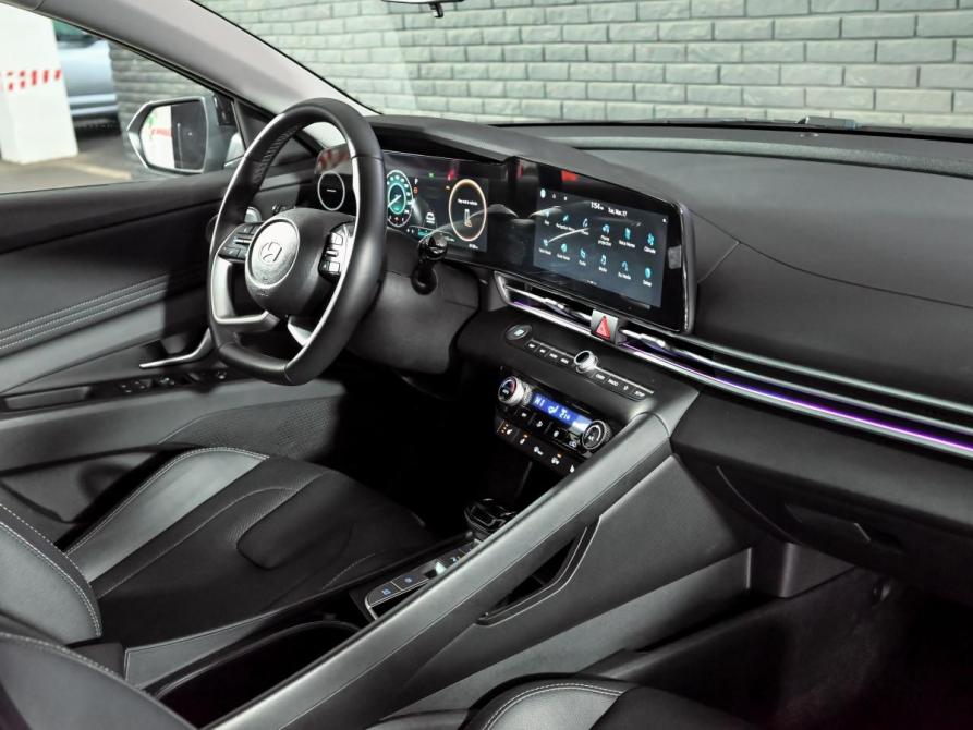 Hyundai Elantra VII (CN7) Рестайлинг Екатеринбург  - изображение 20
