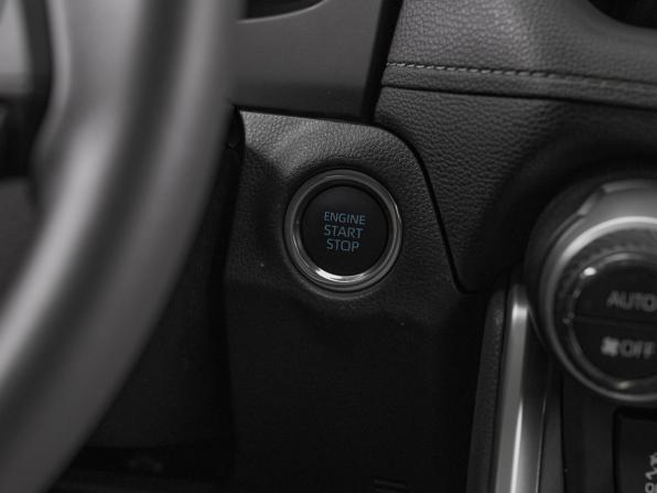 Toyota RAV4 V (XA50) с пробегом 2025 года, цена 4 250 000 рублей, 72 км, внедорожник, Автокод Объявления