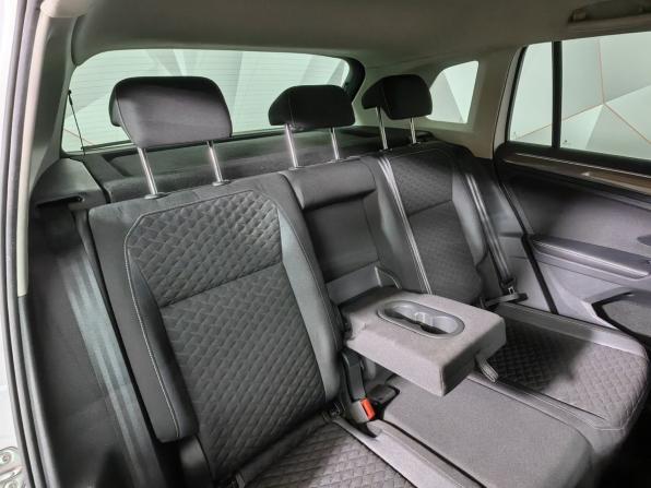 Volkswagen Tiguan II с пробегом 2019 года, цена 2 145 000 рублей, 156998 км, внедорожник, Автокод Объявления