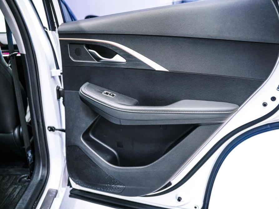 Omoda C5 I Красноярск  - изображение 25
