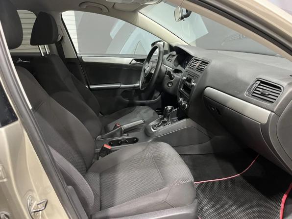 Volkswagen Jetta VI с пробегом 2012 года, цена 995 000 рублей, 194025 км, седан, Автокод Объявления
