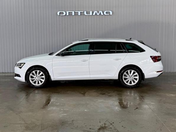 Skoda Superb III с пробегом 2018 года, цена 1 997 000 рублей, 235000 км, универсал, Автокод Объявления