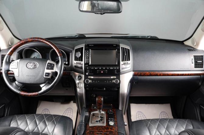 Toyota Land Cruiser 200 Series с пробегом 2014 года, цена 3 849 000 рублей, 280000 км, внедорожник, Автокод Объявления