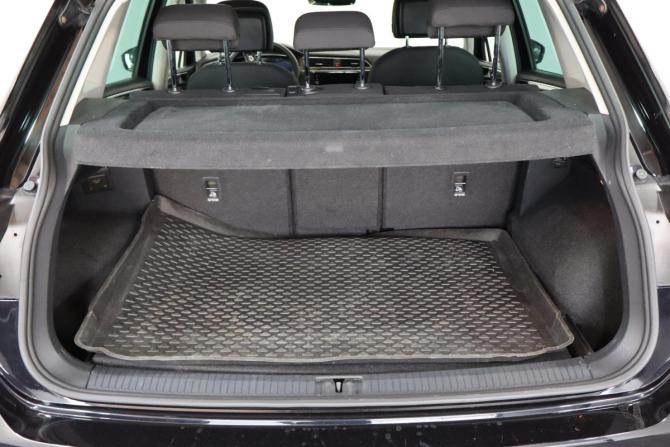 Volkswagen Tiguan II с пробегом 2018 года, цена 1 999 000 рублей, 211000 км, внедорожник, Автокод Объявления