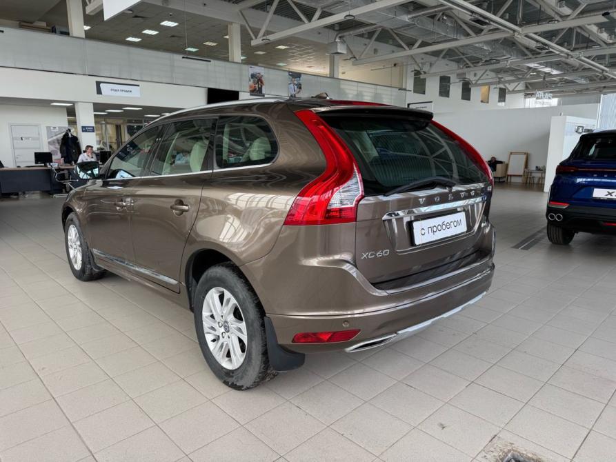 Volvo XC60 I Рестайлинг Москва  - изображение 7