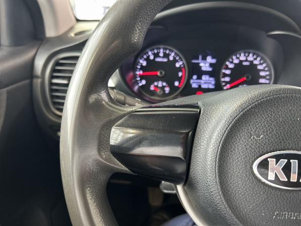 Kia Rio IV с пробегом 2018 года, цена 1 059 000 рублей, 168013 км, седан, Автокод Объявления