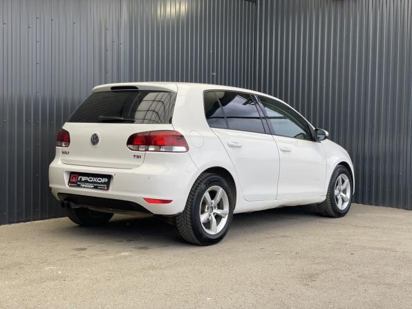 Volkswagen Golf VI с пробегом 2009 года, цена 747 000 рублей, 309543 км, хэтчбек, Автокод Объявления