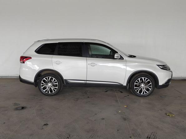 Mitsubishi Outlander III Рестайлинг 2 с пробегом 2017 года, цена 1 950 000 рублей, 84067 км, внедорожник, Автокод Объявления